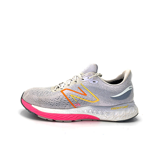 New Balance 880
