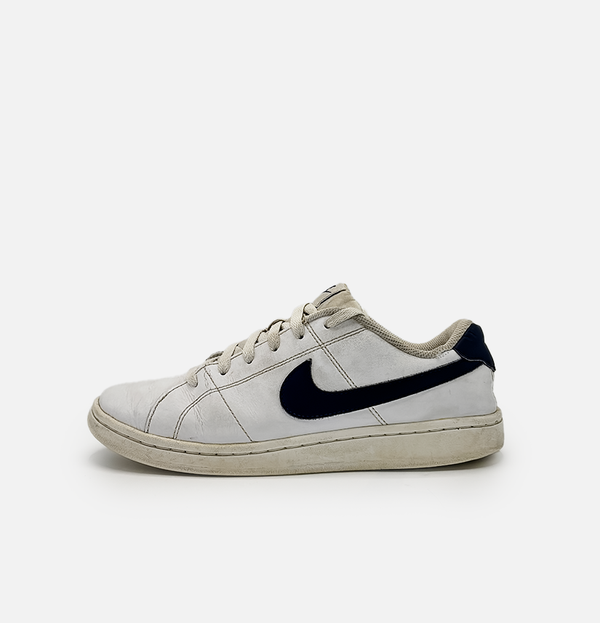 Nike Court Royale