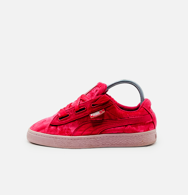 Puma kids basket heart patent